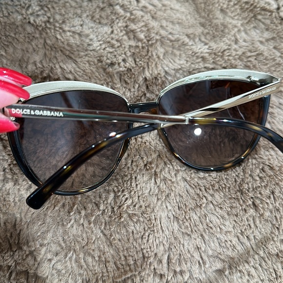 Dolce & gabbana sunglasses - Picture 3 of 3